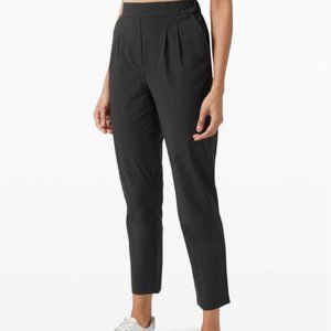 New with tags NWT Lululemon Your True Trouser HR Crop BLACK 10